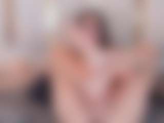 Ainoanoire's Live Sex Cam Show