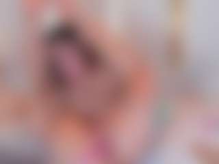 Ainoanoire's Live Sex Cam Show