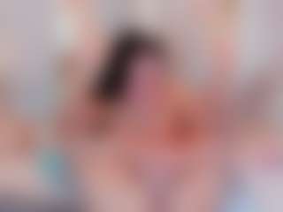 Ainoanoire's Live Sex Cam Show