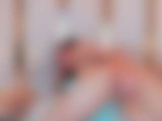 Ainoanoire's Live Sex Cam Show