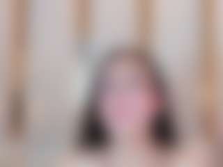 Ainoanoire's Live Sex Cam Show