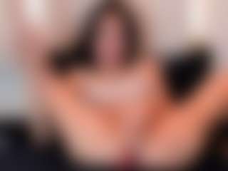 Ainoanoire's Live Sex Cam Show