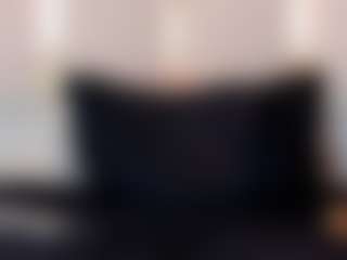 Ainoanoire's Live Sex Cam Show