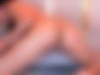 Ainoanoire's Live Sex Cam Show
