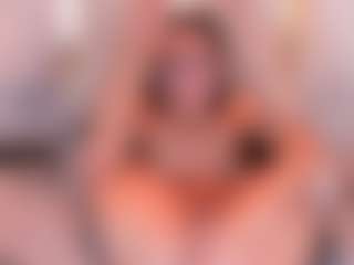 Ainoanoire's Live Sex Cam Show