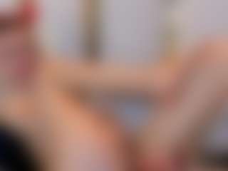 Ainoanoire's Live Sex Cam Show