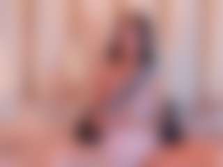 Ainoanoire's Live Sex Cam Show