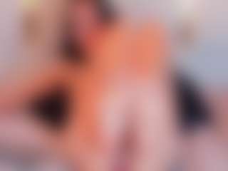 Ainoanoire's Live Sex Cam Show