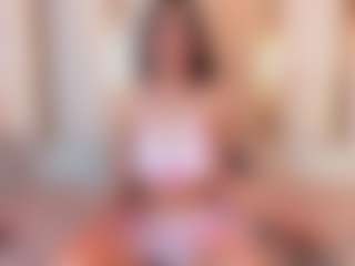 Ainoanoire's Live Sex Cam Show