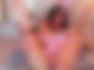 Ainoanoire's Live Sex Cam Show