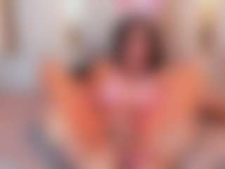 Ainoanoire's Live Sex Cam Show
