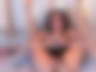 Ainoanoire's Live Sex Cam Show
