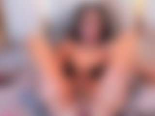 Ainoanoire's Live Sex Cam Show