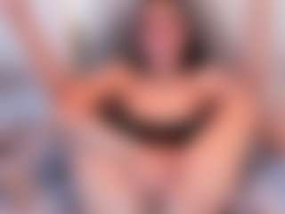 Ainoanoire's Live Sex Cam Show