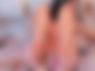 Ainoanoire's Live Sex Cam Show