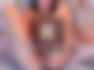 Ainoanoire's Live Sex Cam Show