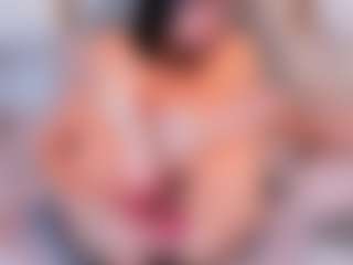 Ainoanoire's Live Sex Cam Show