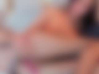 Ainoanoire's Live Sex Cam Show