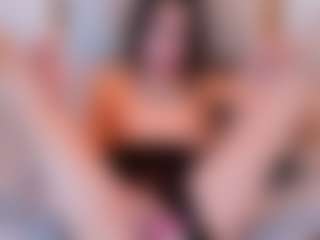 Ainoanoire's Live Sex Cam Show