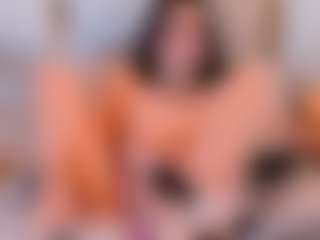 Ainoanoire's Live Sex Cam Show