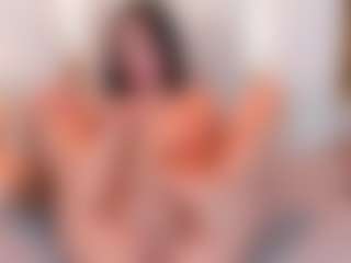 Ainoanoire's Live Sex Cam Show