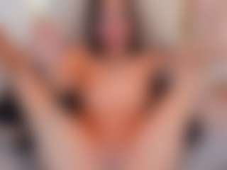 Ainoanoire's Live Sex Cam Show