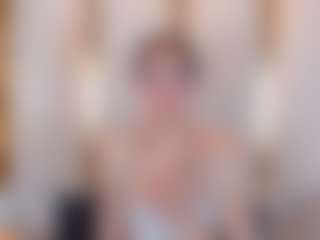 Ainoanoire's Live Sex Cam Show