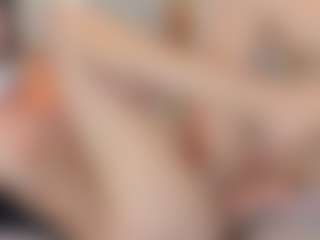 Ainoanoire's Live Sex Cam Show