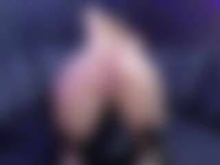 Live cam show with AlexandriaNorris - Teen (18+) on Fling VIP Chat
