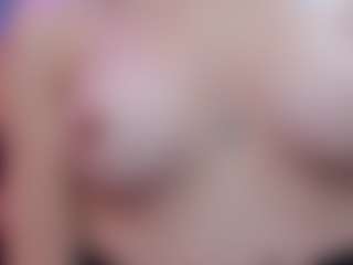 Live cam show with AlexandriaNorris - Teen (18+) on Camsoda