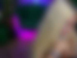 Live cam show with BarbieKara - Teen (18+) on Camsoda