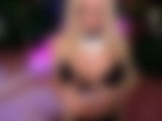 Live cam show with BarbieKara - Big Tits on Fling VIP Chat