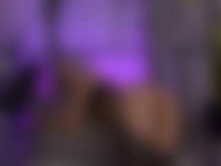 Live cam show with BarbieKara - Blonde Hair on Camsoda
