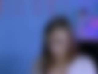 Live cam show with clery-abyss - Blue Eyes on Milf Play