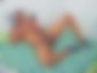 Live cam show with Sophie - Red Hair Young Adult on Camsoda