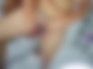 Live cam show with Sophie - Young Adult on madthumbs