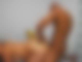 Live cam show with Sophie - Dildo Or Vibrator on CamClone