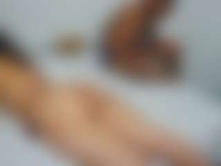 Live cam show with Sophie - Brown Eyes on Camsoda