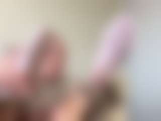 DanielaRous's Live Sex Cam Show