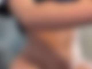 DanielaRous's Live Sex Cam Show