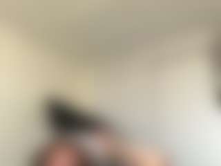 DanielaRous's Live Sex Cam Show