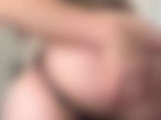 DanielaRous's Live Sex Cam Show