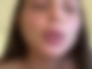 DanielaRous's Live Sex Cam Show