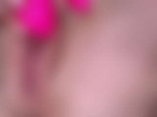 Live cam show with Kloe priston - Striptease on justonemore.cc