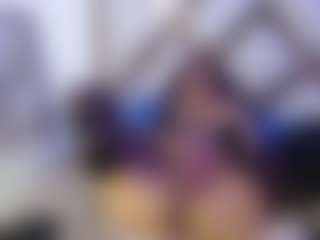 Live cam show with ladymooncs - Body Massage on friskycurves.com