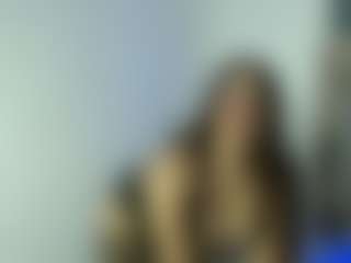 Live cam show with ladymooncs - Striptease on Stripli.com