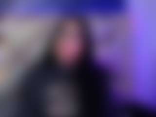 Live cam show with ladymooncs - Brown Hair on milfzrlive.com