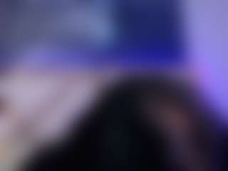 Live cam show with ladymooncs - Fingers on CamwithHer