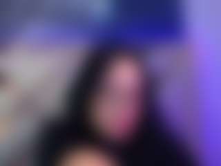 Live cam show with ladymooncs - Smoking on Gym Cam Girls