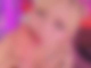 Live cam show with Mariluu - Body Massage on livesuperchat.net